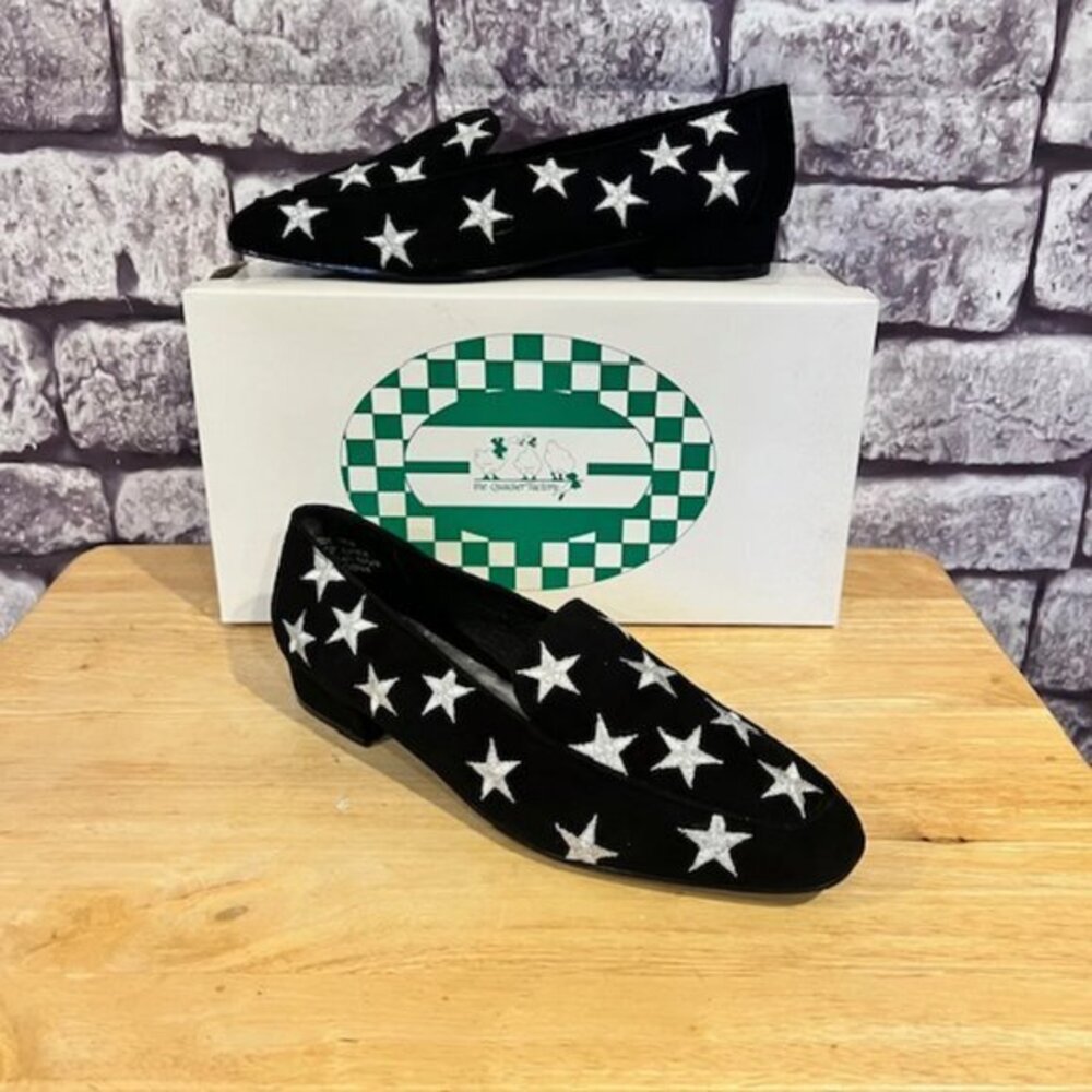 The Quacker Factory NWB Black Suede Slip Shoes W/ Metallic Stars Size 7.5 - Picture 1 of 8